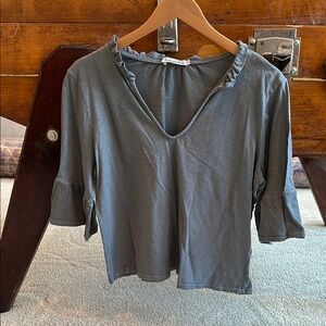 Women's Gray Ruffle V-Neck Top